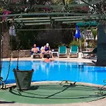 La Rosa Hotell 3*