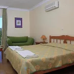 La Rosa 3*