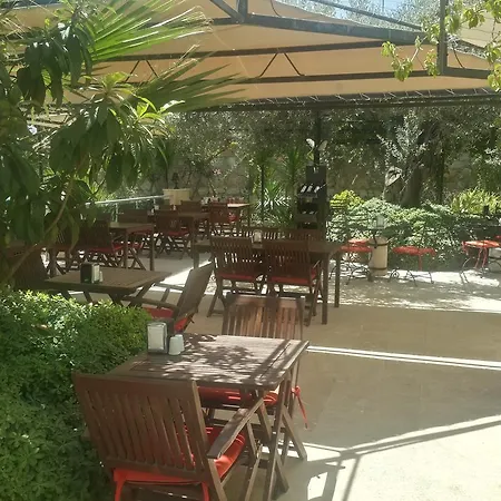 La Rosa Otel 3*