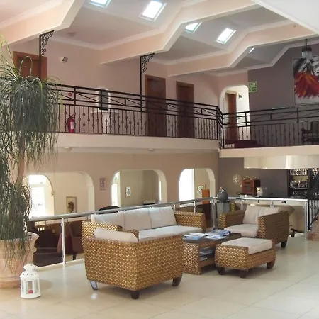 La Rosa 3*