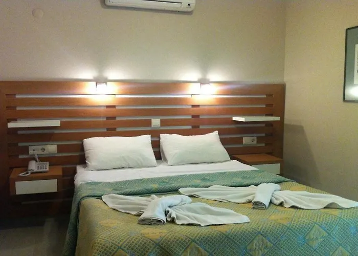 La Rosa Hotel 3*